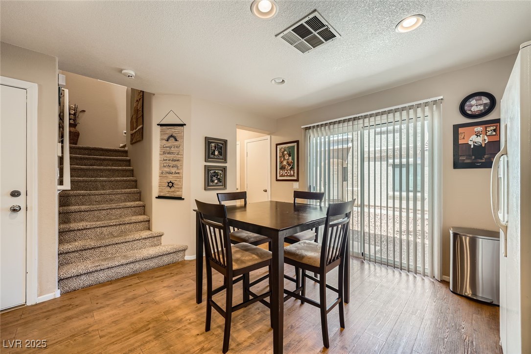 Las Vegas, Nevada 89129, United States, 3 Bedrooms Bedrooms, ,3 BathroomsBathrooms,Residential,Active,140303