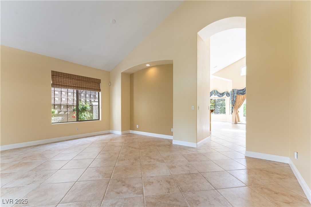 812 Eaglewood Drive, Las Vegas, Nevada image 4