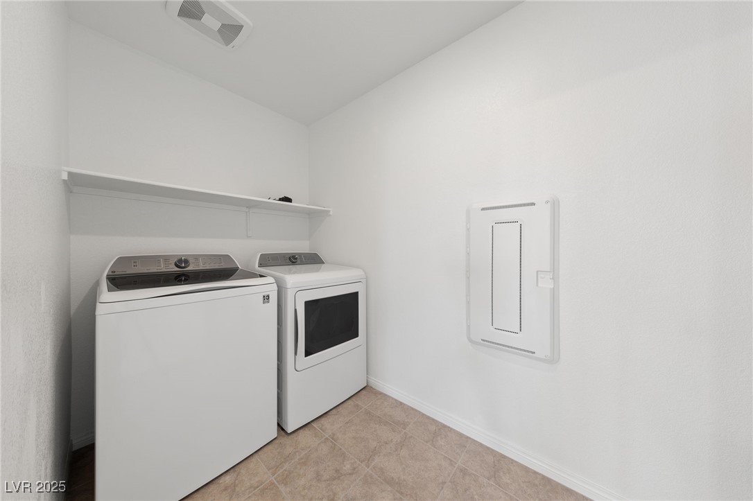 595 Beverly Pine Place, Henderson, Nevada image 26