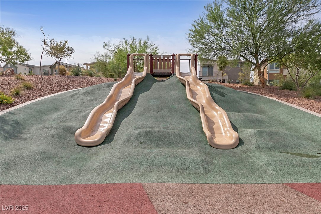 595 Beverly Pine Place, Henderson, Nevada image 38