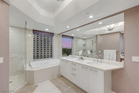 Tiny photo for 322 Karen Avenue #708, Las Vegas, NV 89109 (MLS # 2796892)