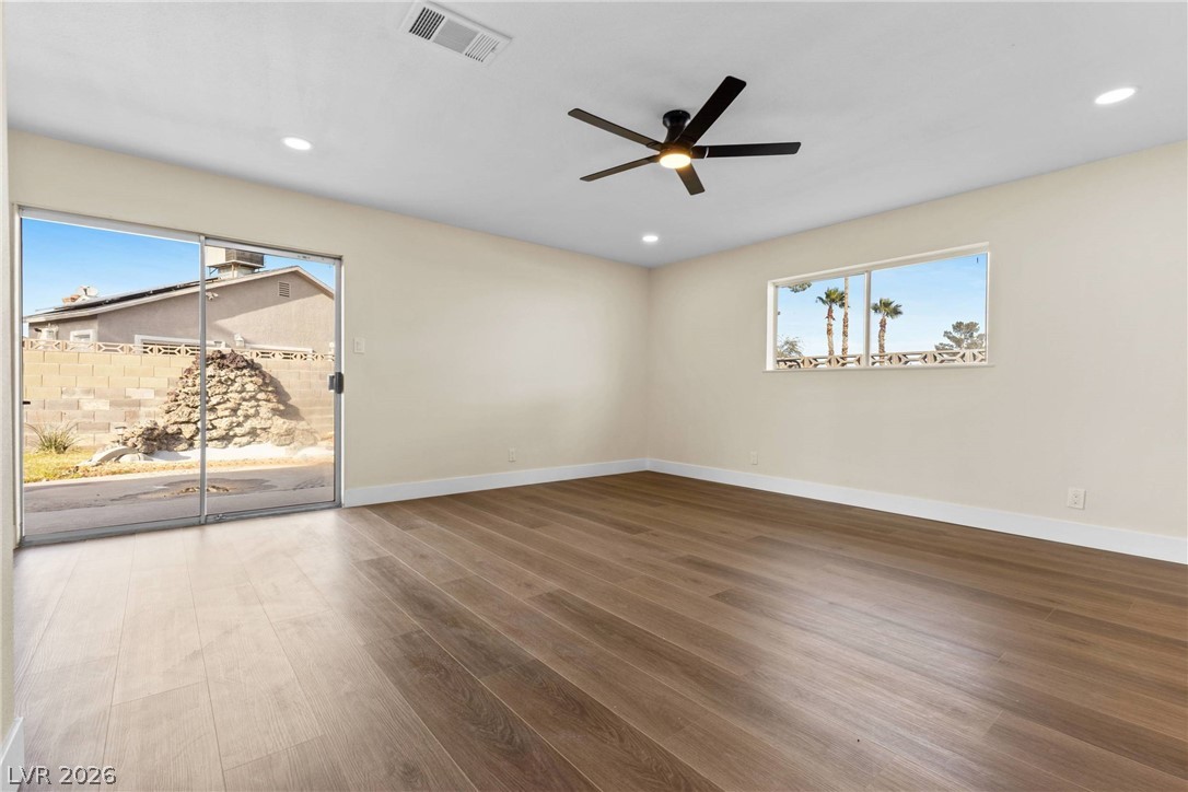 Properties 4 7112 Michael Collins Place