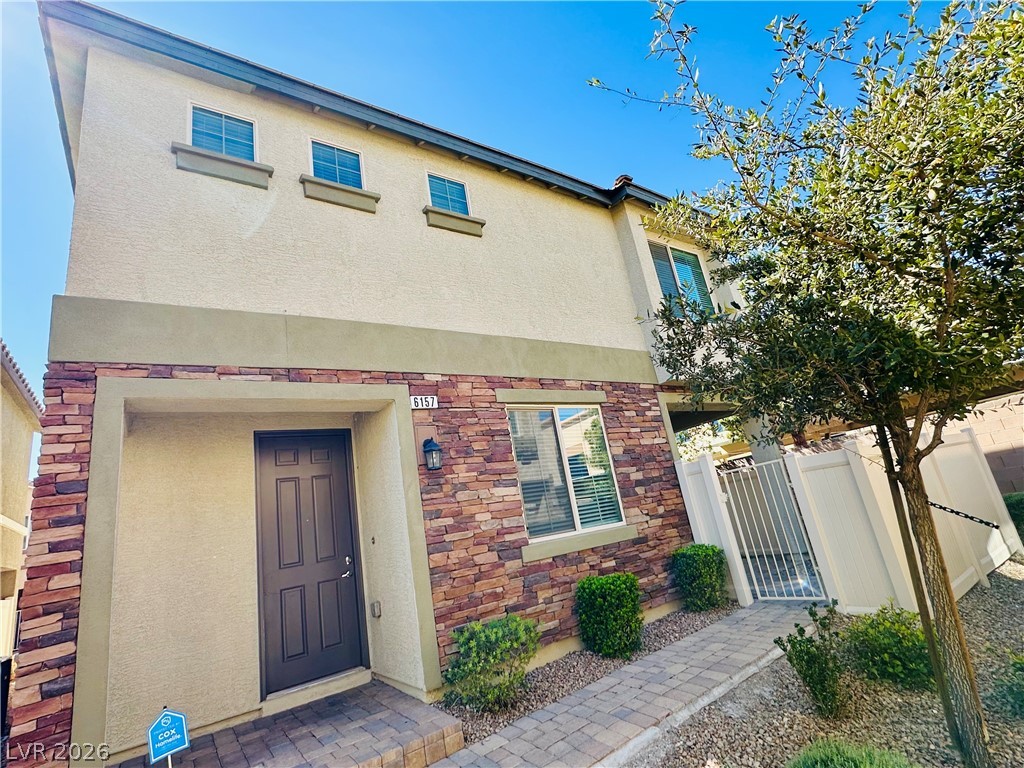 6157 Scarlet Leaf Street