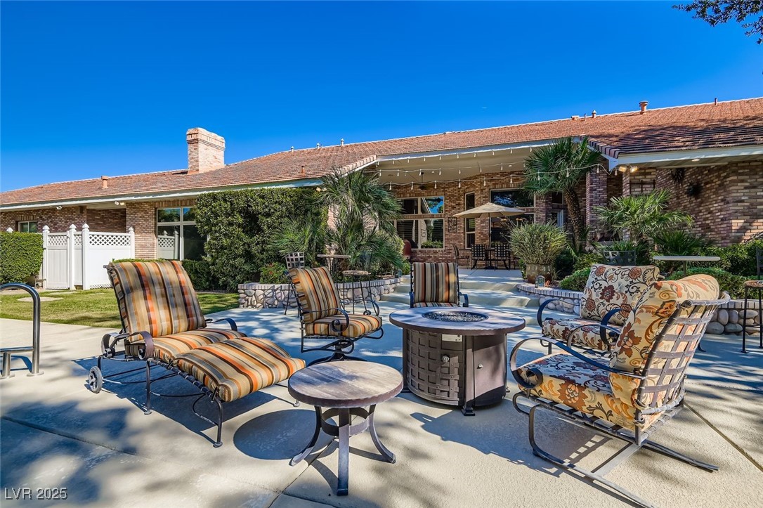 6661 N Rainbow Boulevard