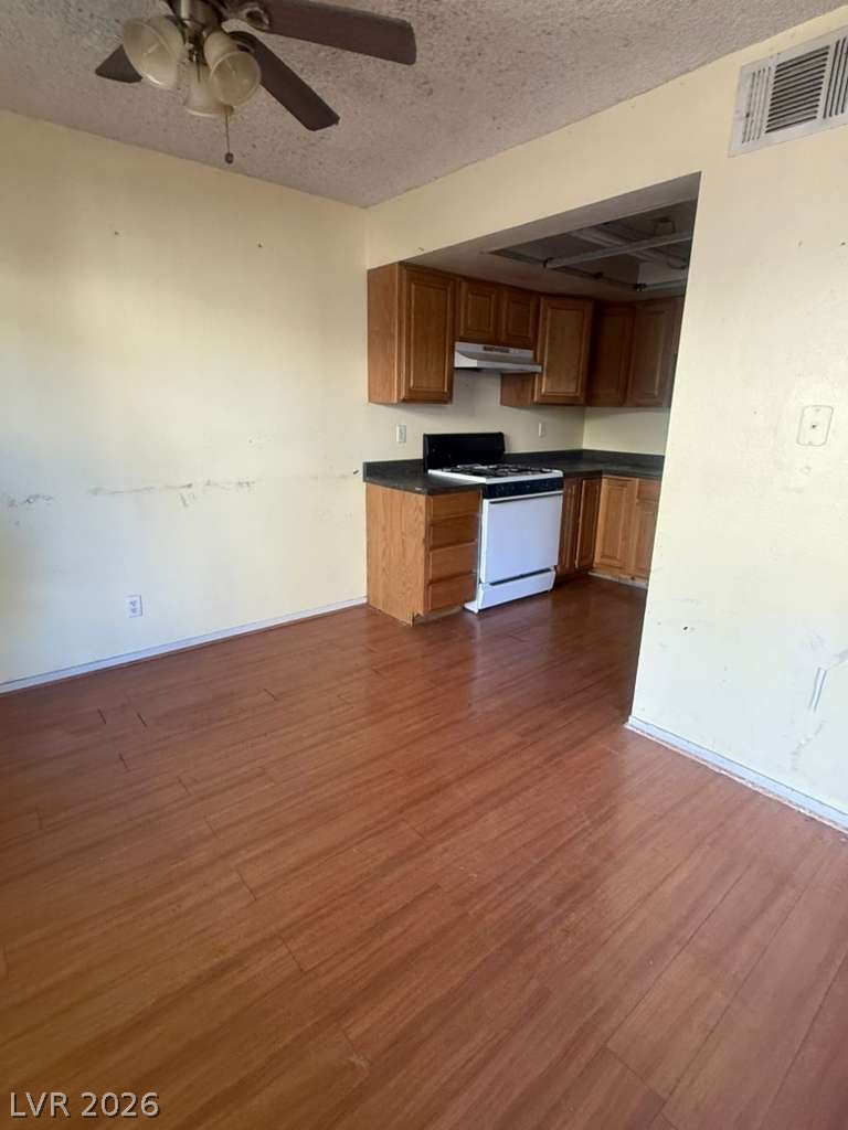 2256 Tall Pine Drive