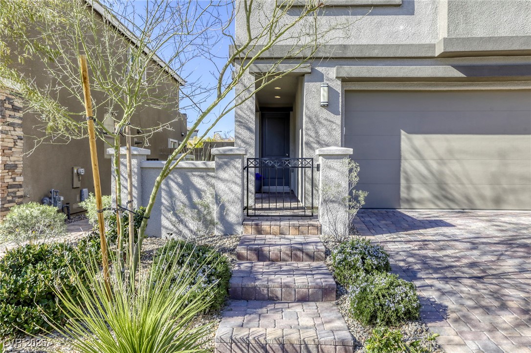 909 Cirrus Cloud Avenue