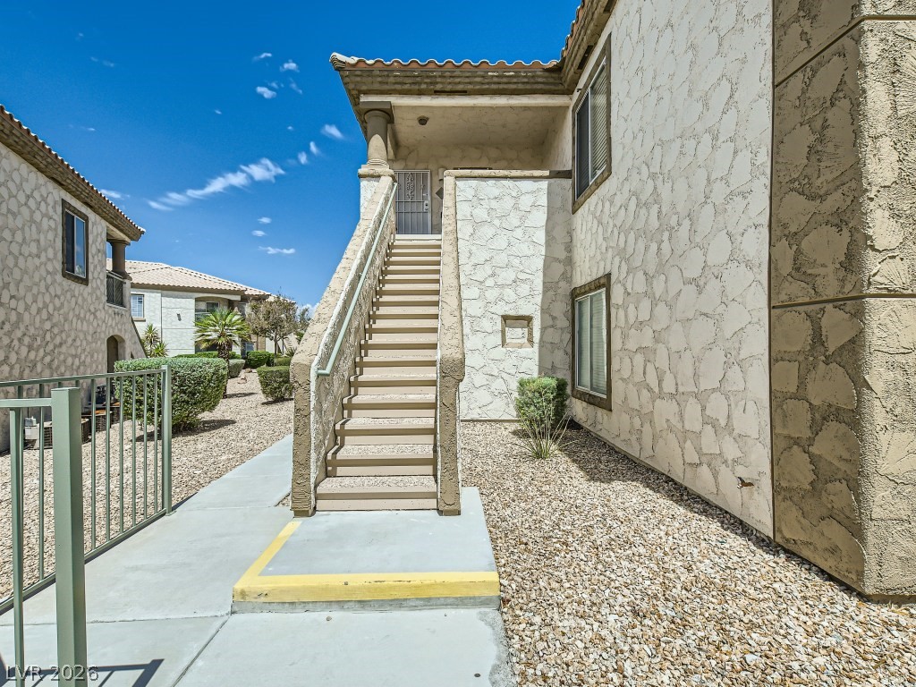 6905 Squaw Mountain Drive 204