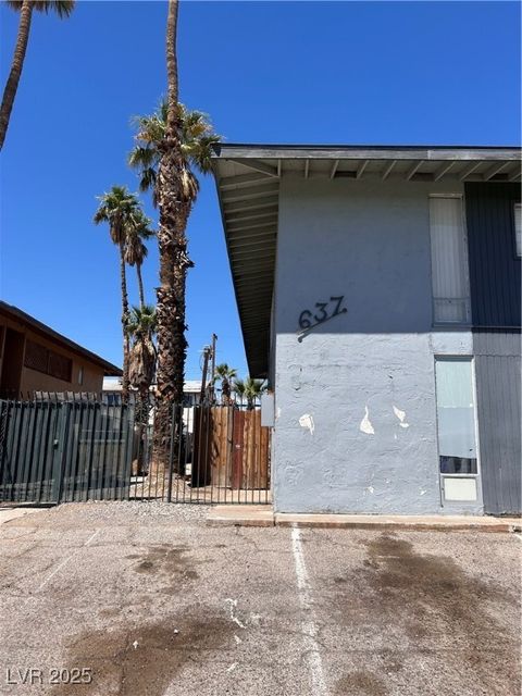 637 N 11th Street Las Vegas NV 89101