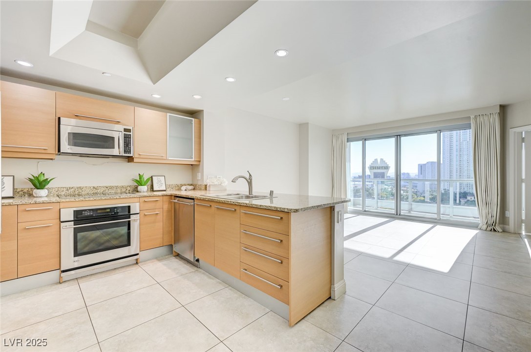 222 Karen Avenue 1503