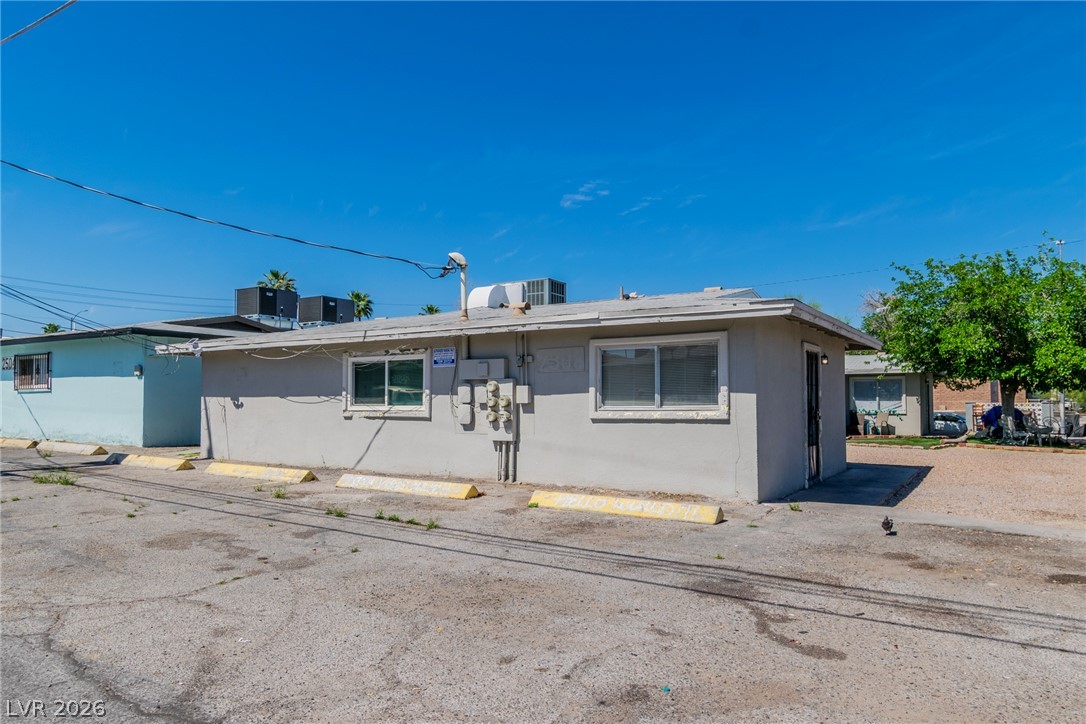 2508 E Mesquite Avenue