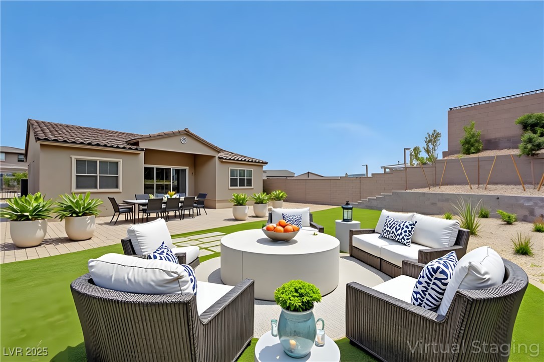 Properties 3 281 Gandara Street