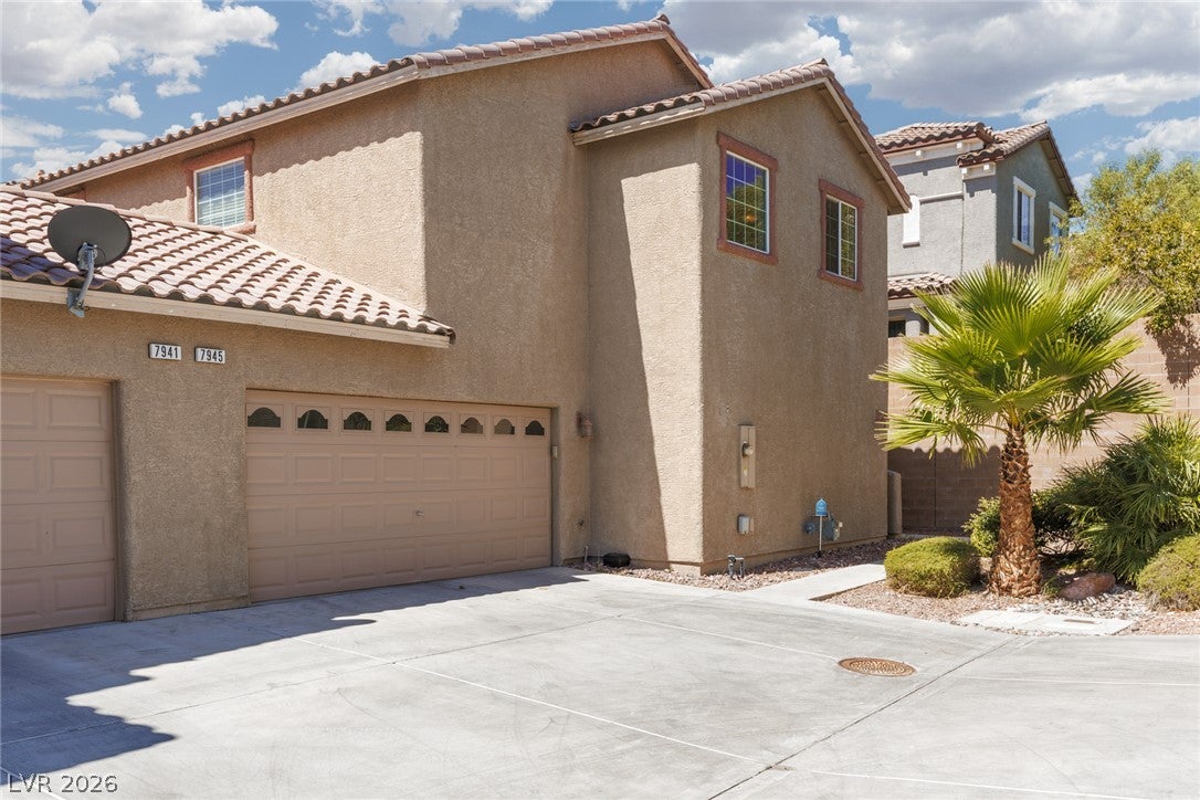 7945 Crimson Point Street