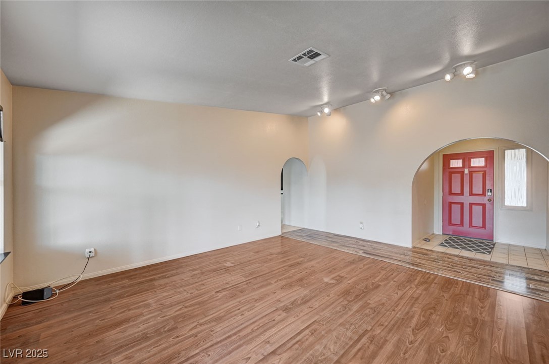1580 Albino Drive, Henderson, Nevada image 8