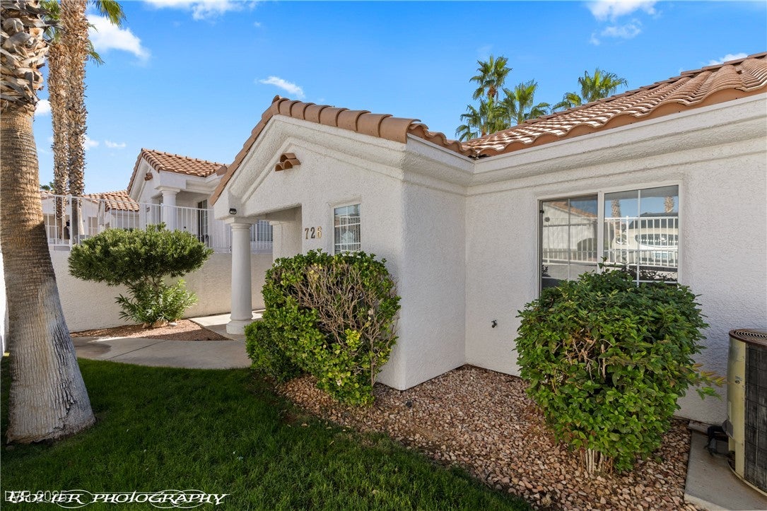 726 Mesa Springs Drive