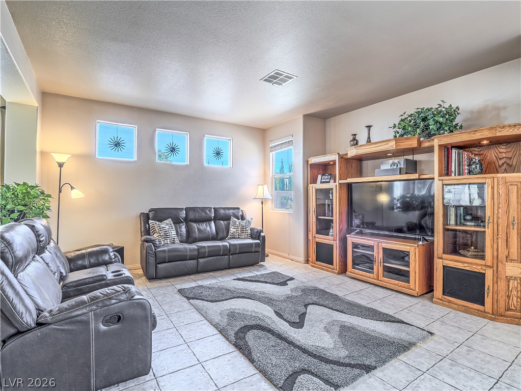 1060 Sierra View Court