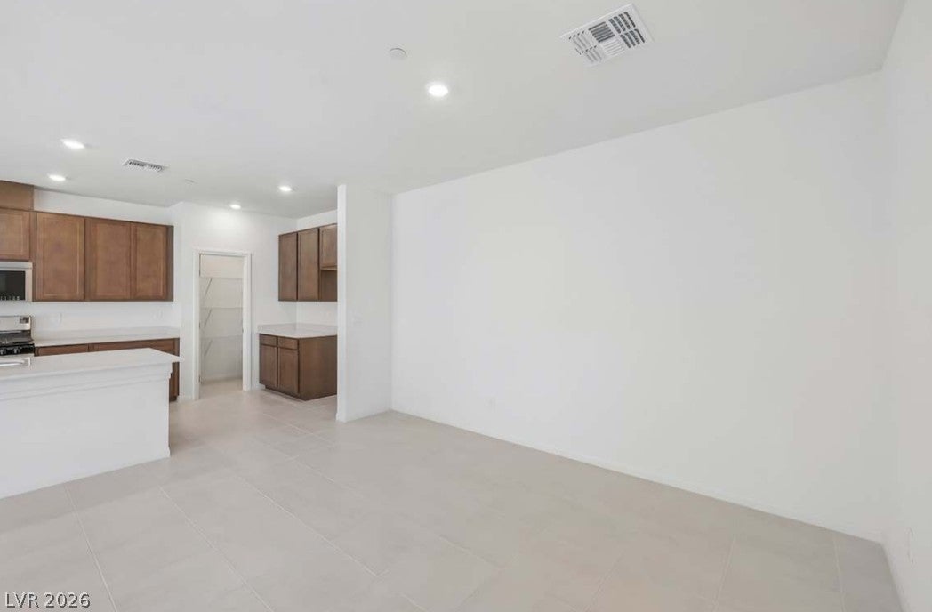 2707 Cibola Forest Street