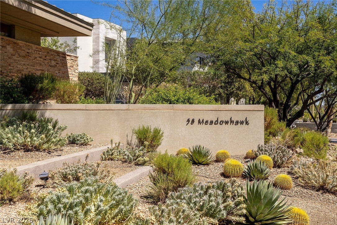 58 Meadowhawk Lane