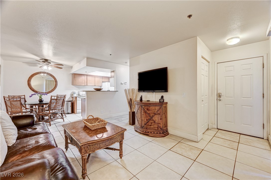 4200 S Valley View Boulevard 2117