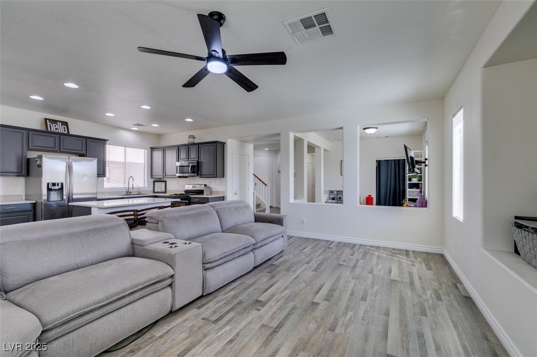 North Las Vegas, Nevada 89081, United States, 4 Bedrooms Bedrooms, ,3 BathroomsBathrooms,Residential,Active,182492