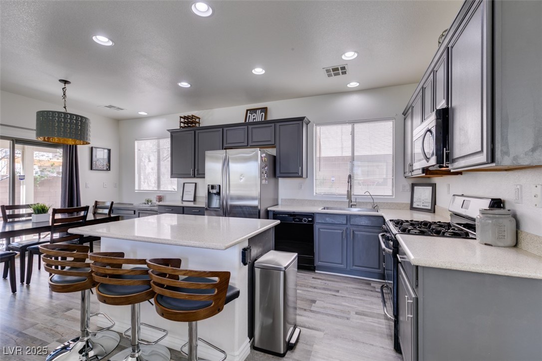 North Las Vegas, Nevada 89081, United States, 4 Bedrooms Bedrooms, ,3 BathroomsBathrooms,Residential,Active,182492