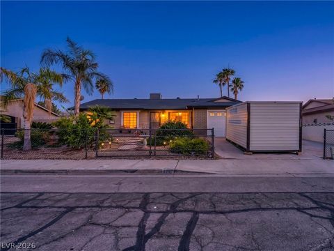Photo of 406 Ash Street, Henderson, NV 89015 (MLS # 2785299)