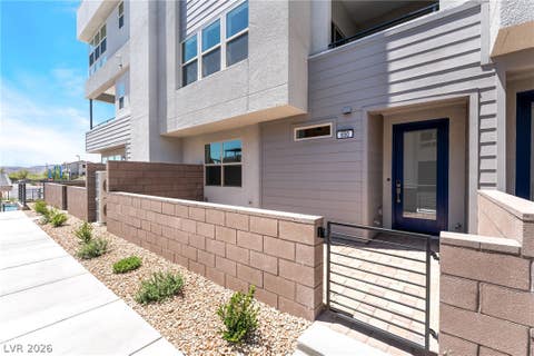 Townhouse For Sale - 650 Fortis Creek Street<br/> Las Vegas, NV 89138