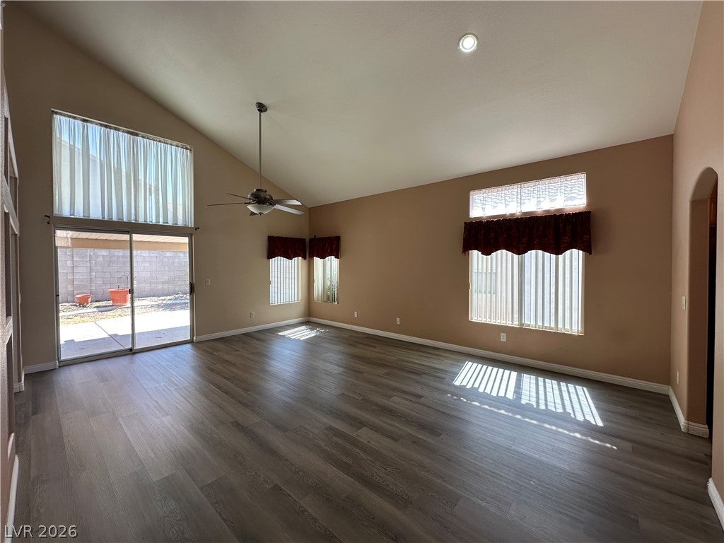 903 Sterling Thorn Court