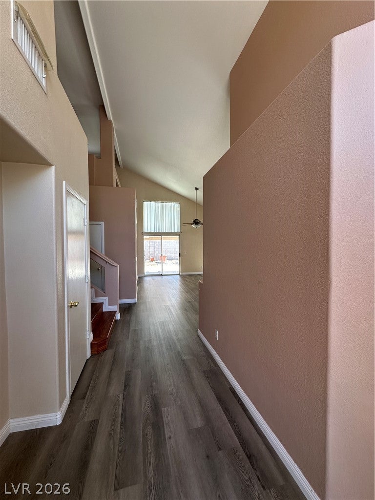 903 Sterling Thorn Court