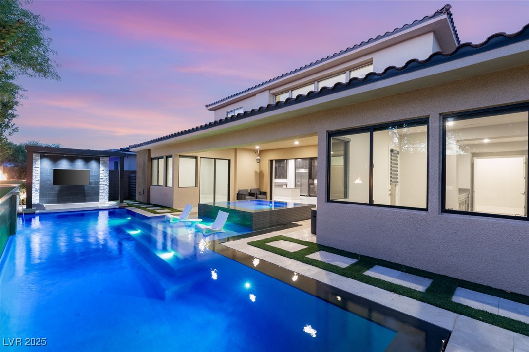Properties 1 43 Garibaldi Way