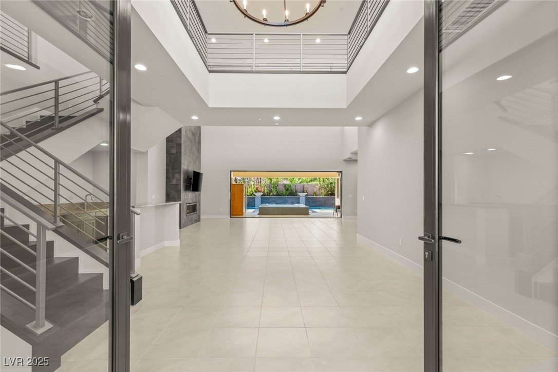 Properties 3 43 Garibaldi Way