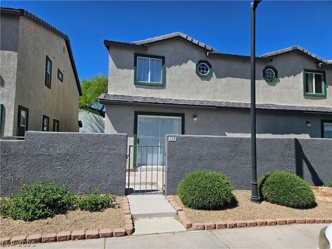Townhouse For Sale - 5218 Pat Place<br/> Clark County, Las Vegas, NV 89118