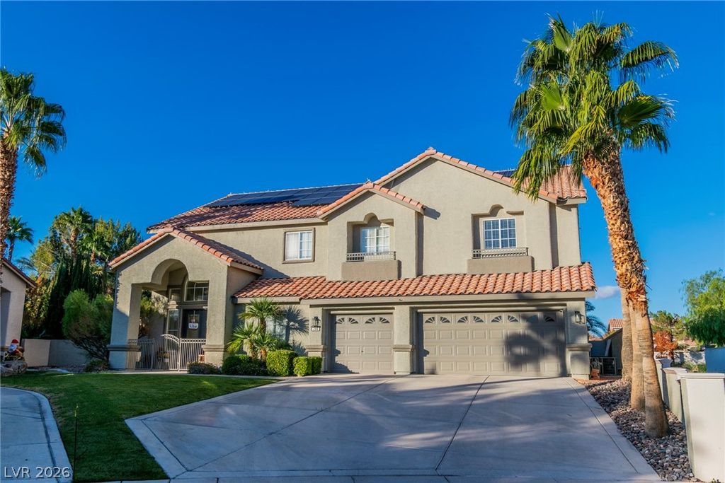 Photo of 296 Doe Run Circle, Henderson, NV 89012 (MLS # 2775555)