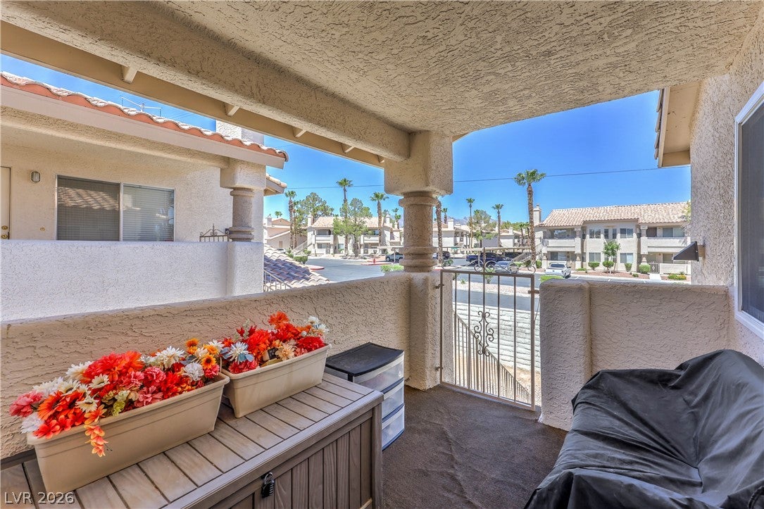 925 Rockview Drive 202