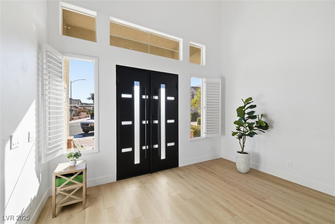 2566 Antique Blossom Avenue