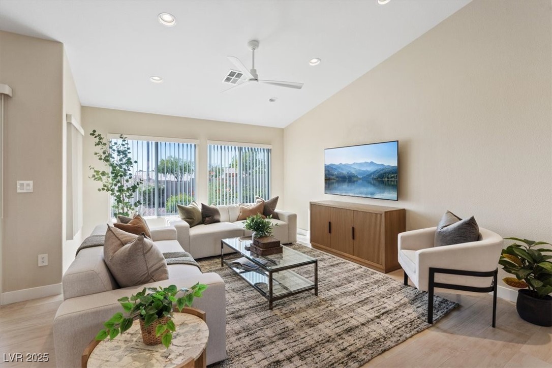 Las Vegas, Nevada 89134, United States, 2 Bedrooms Bedrooms, ,2 BathroomsBathrooms,Residential,Active,216124