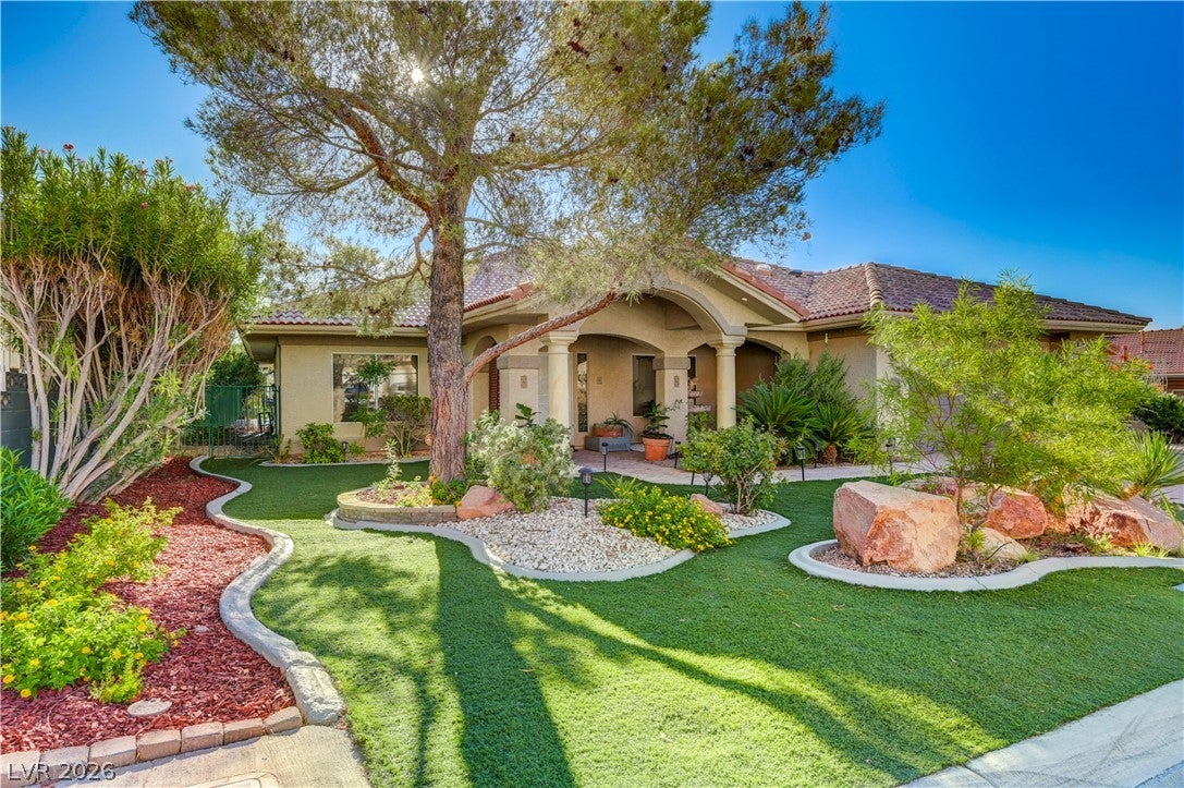 1941 Napoleon Drive