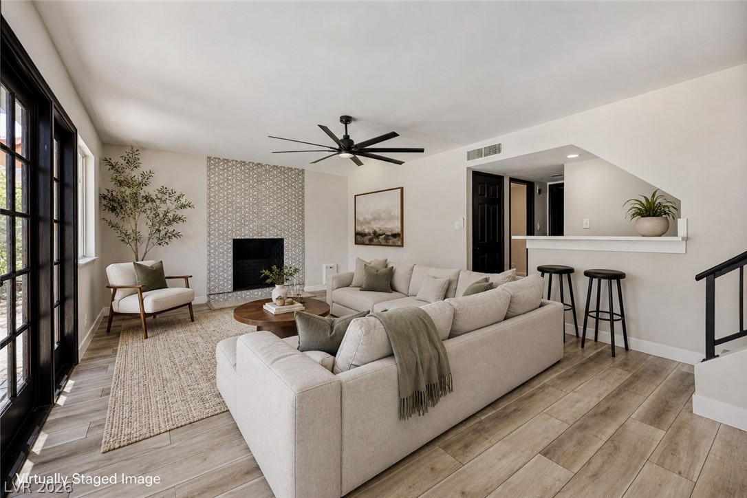 4163 Chela Circle