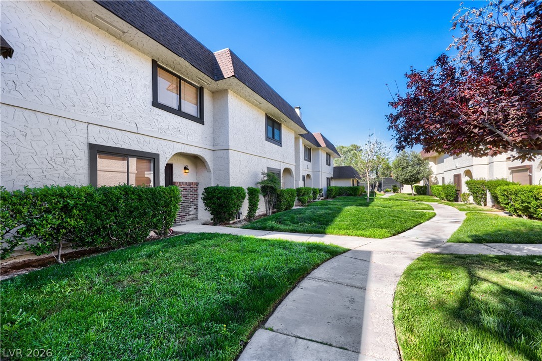 4180 Flamingo Crest Drive 3