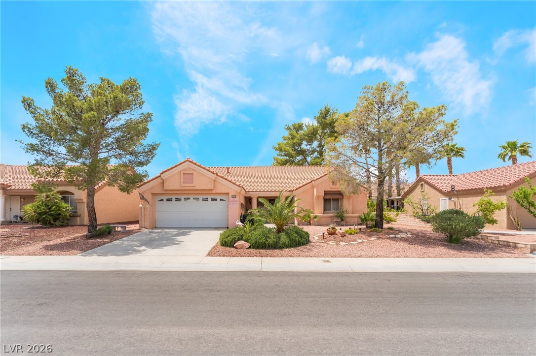 2453 Desert Sands Drive