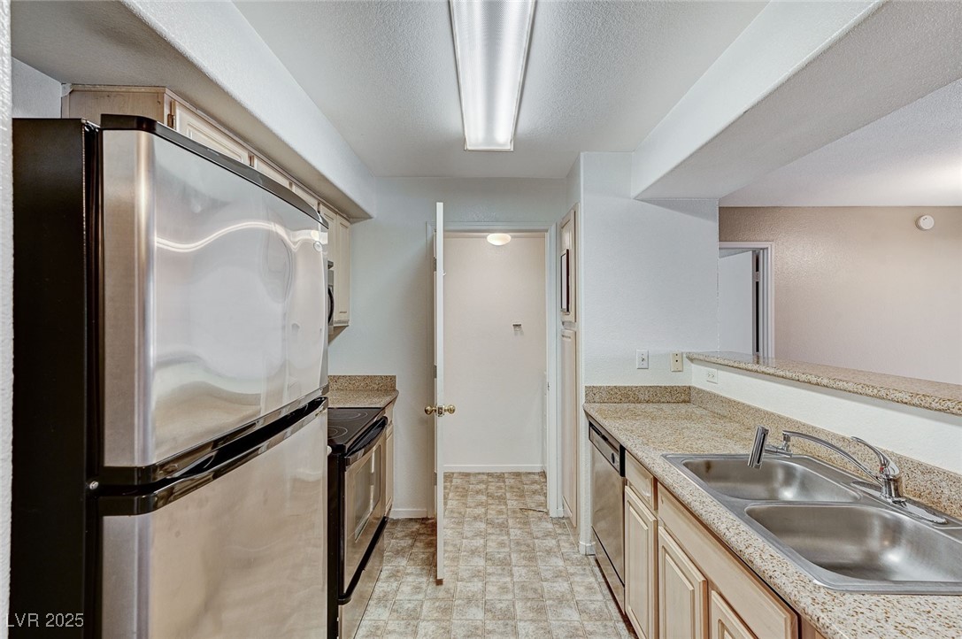 555 E Silverado Ranch Boulevard #2086, Las Vegas, Nevada image 25