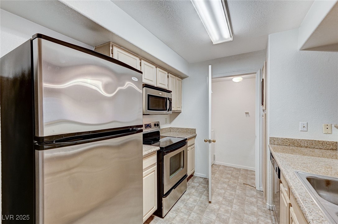 555 E Silverado Ranch Boulevard #2086, Las Vegas, Nevada image 21