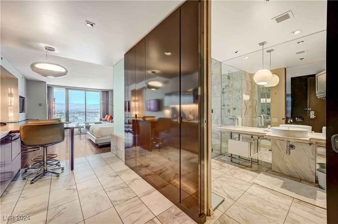5332 Desert Blossom Road, Las Vegas, Nevada image 12