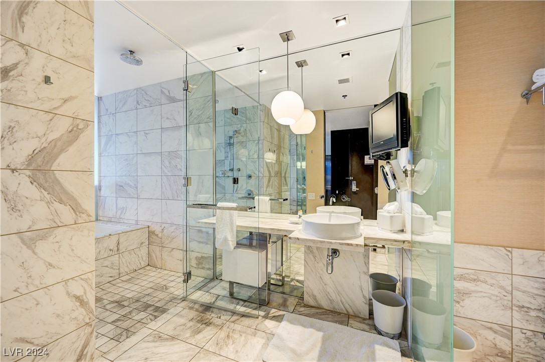 5332 Desert Blossom Road, Las Vegas, Nevada image 7