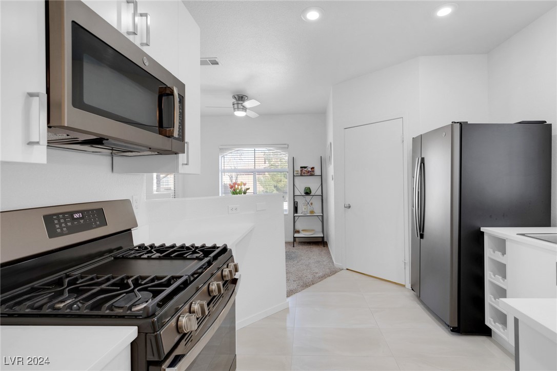 Las Vegas, Nevada 89123, United States, 1 Bedroom Bedrooms, ,1 BathroomBathrooms,Residential,Active,23539