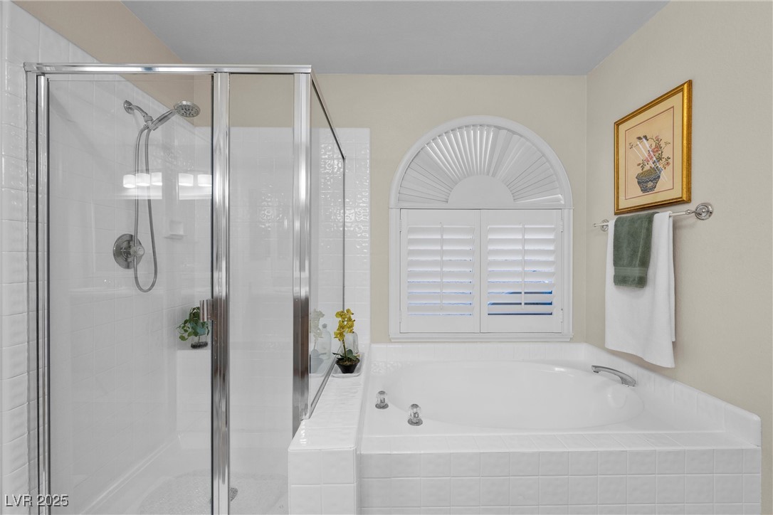 Las Vegas, Nevada 89117, United States, 4 Bedrooms Bedrooms, ,3 BathroomsBathrooms,Residential,Active,79187