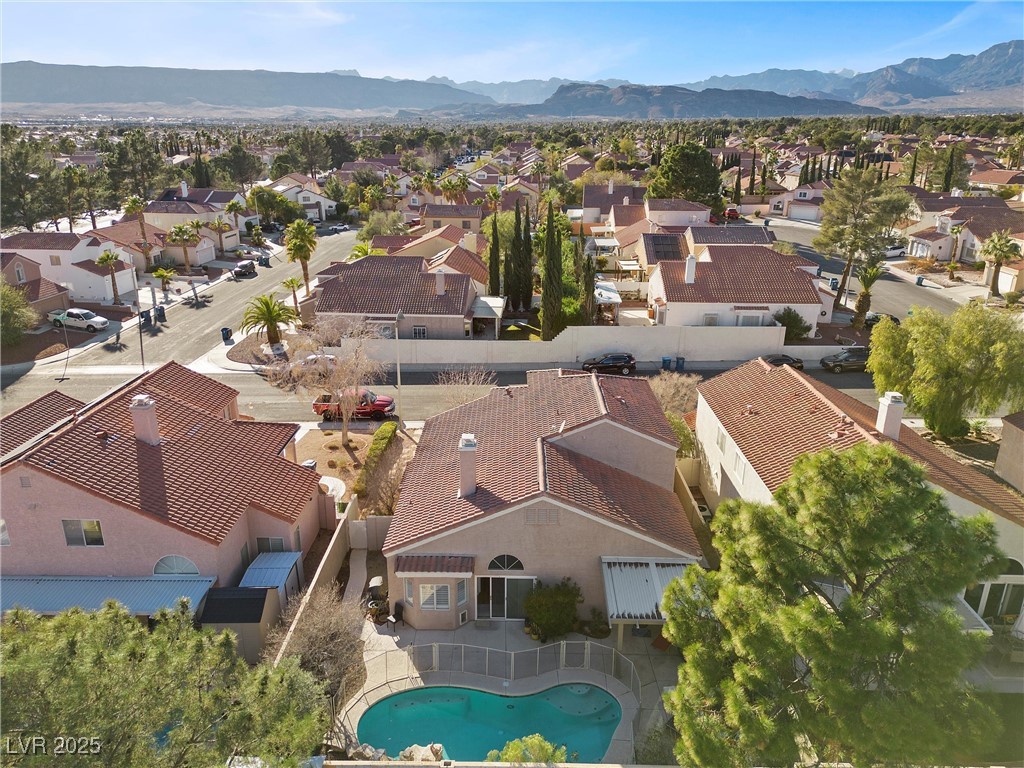 Las Vegas, Nevada 89117, United States, 4 Bedrooms Bedrooms, ,3 BathroomsBathrooms,Residential,Active,79187