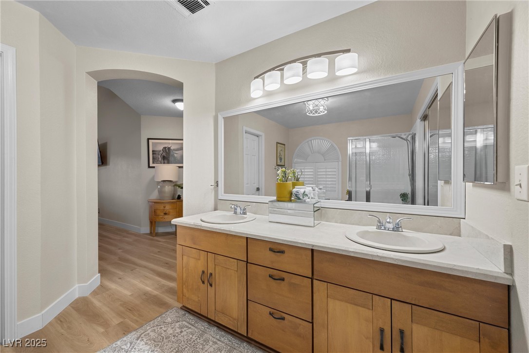 Las Vegas, Nevada 89117, United States, 4 Bedrooms Bedrooms, ,3 BathroomsBathrooms,Residential,Active,79187