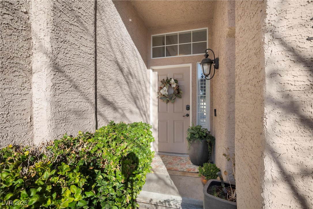 Las Vegas, Nevada 89117, United States, 4 Bedrooms Bedrooms, ,3 BathroomsBathrooms,Residential,Active,79187