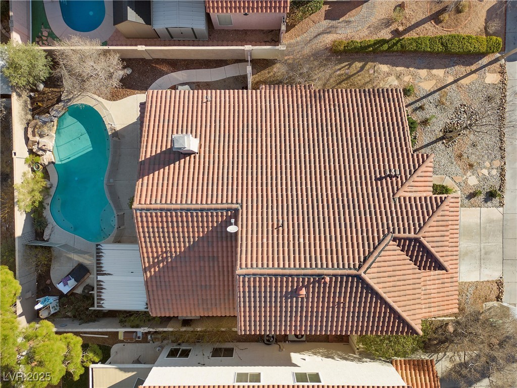 Las Vegas, Nevada 89117, United States, 4 Bedrooms Bedrooms, ,3 BathroomsBathrooms,Residential,Active,79187