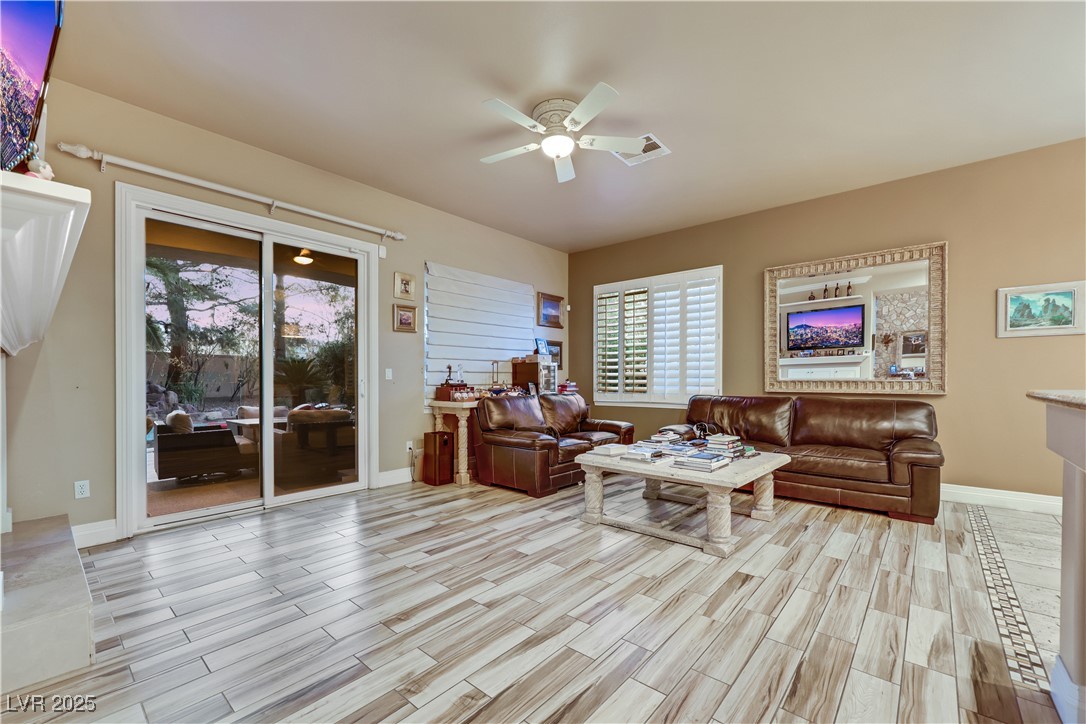 Las Vegas, Nevada 89145, United States, 3 Bedrooms Bedrooms, ,4 BathroomsBathrooms,Residential,Active,82971